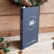 Vacation Home Guest Book #011 by Starboard Press